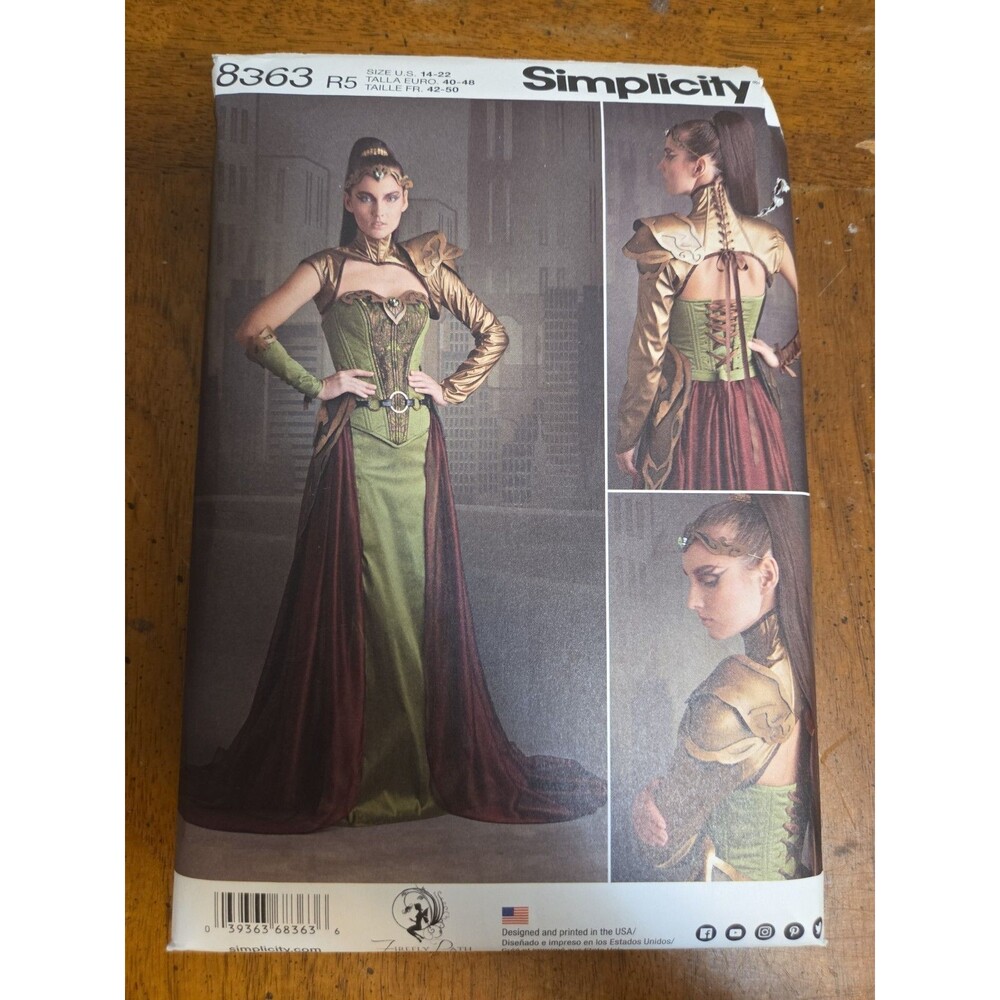 Simplicity 8363 womens 14 - 22 Firefly Path fantasy ranger costume/Armor NIP